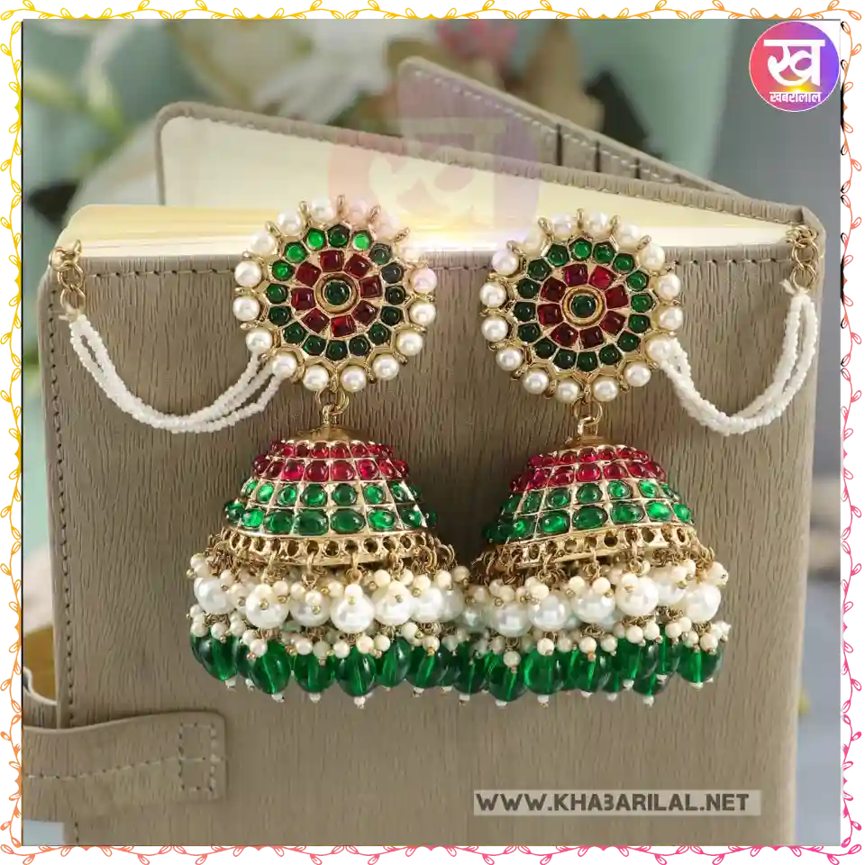 Stylish and Trendy Earrings : फैशन की दुनिया में इन स्टाइलिश और ट्रेंडीइयररिंग से मच गया धमाल