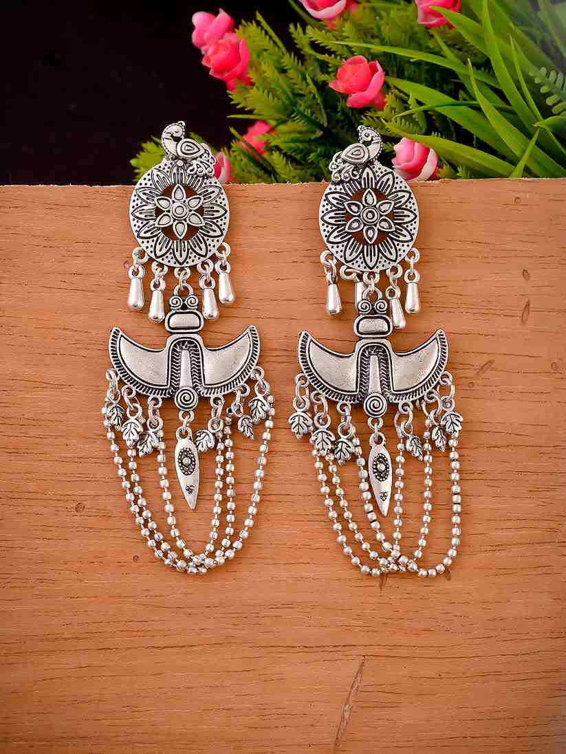 Latest earrings design : सावन 2024 मैं स्पेशल लुक पाने के लिए ट्राई करिए लेटेस्टइयररिंग्स