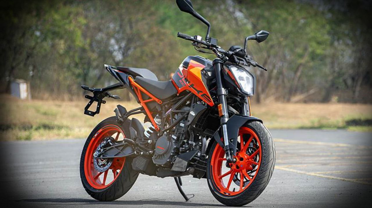 टू व्हीलर की दुनिया में राज करने आ गई KTM Duke 200 कम कीमत में बेहतरीन फीचर्स।