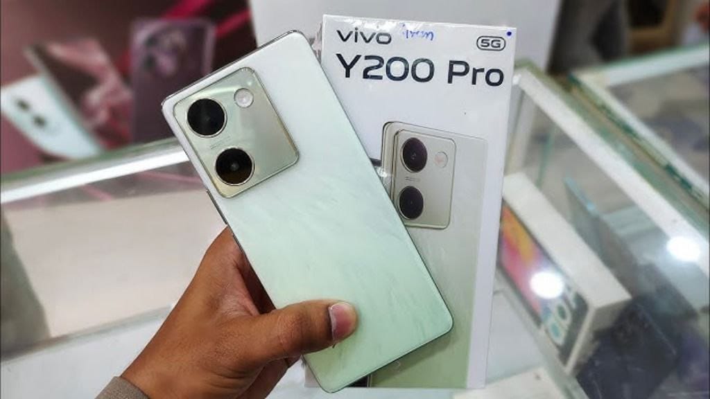 Vivo Y300 Plus का 32 MP कैमरा और 16GB रैम ने पछाड़ दिया अच्छे अच्छे स्मार्टफोन को