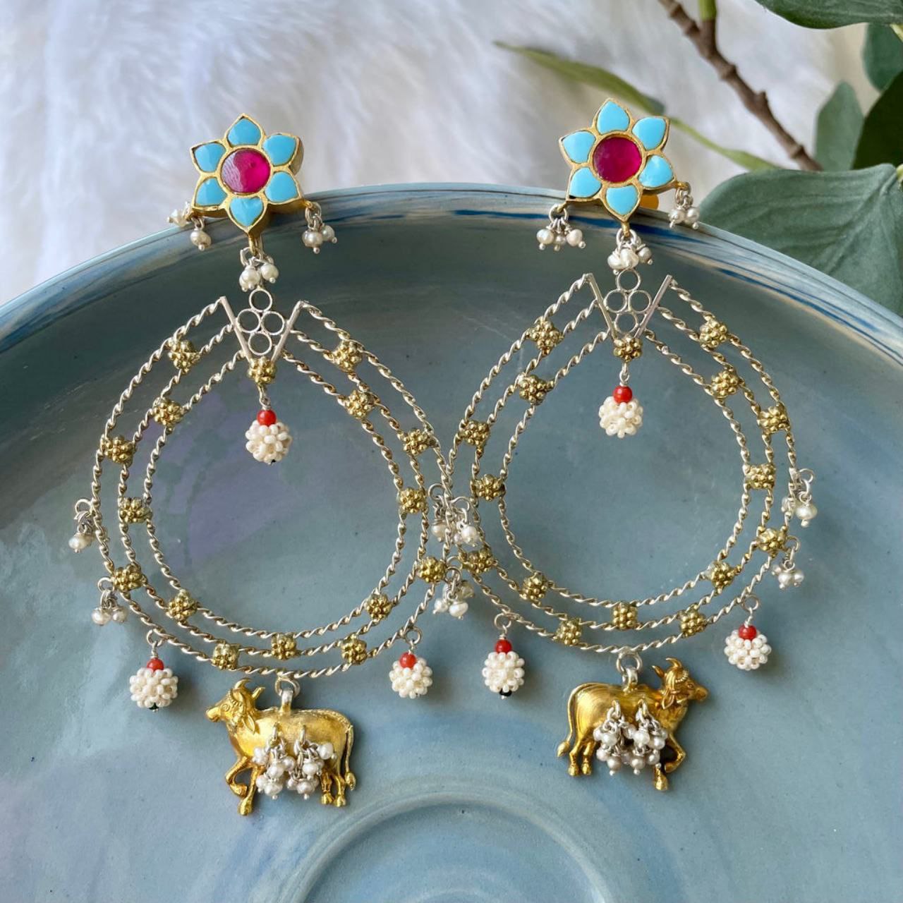 Nandi Earrings Design : Sawan 2025 महोत्सव में मिल जाएगा फैशन गर्ल का सर्टिफिकेट ट्राय करिए ये डिजाईन Nandi Earrings Design : Sawan 2025 महोत्सव में मिल जाएगा फैशन गर्ल का सर्टिफिकेट ट्राय करिए ये डिजाईन