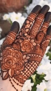Mehndi Design For Reception: हाथों की खूब बढ़ेगी रौनक इन ट्रेंडी और न्यू मेहंदी डिजाइंस के साथ!